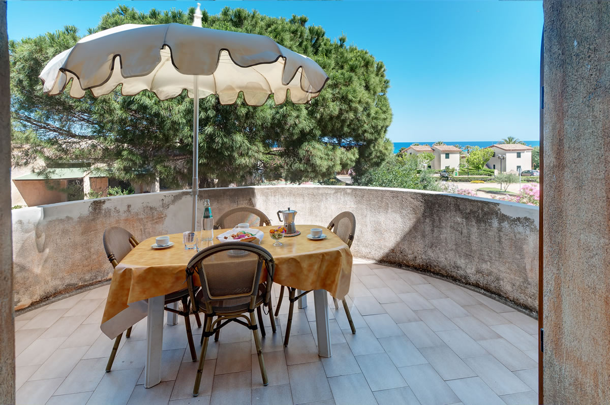 Classic Apartments Piazza Italia Costarei