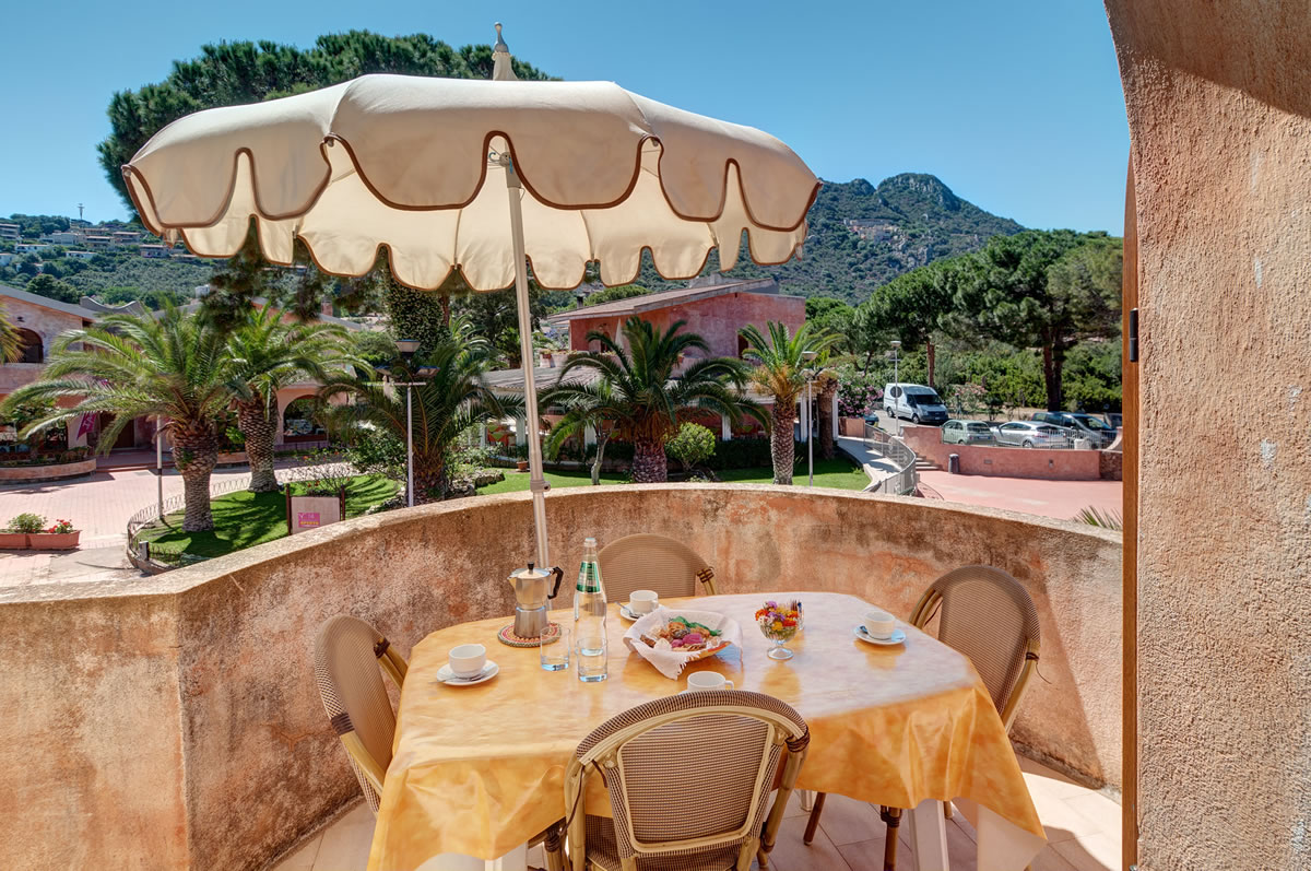 Classic Apartments Piazza Italia Costarei