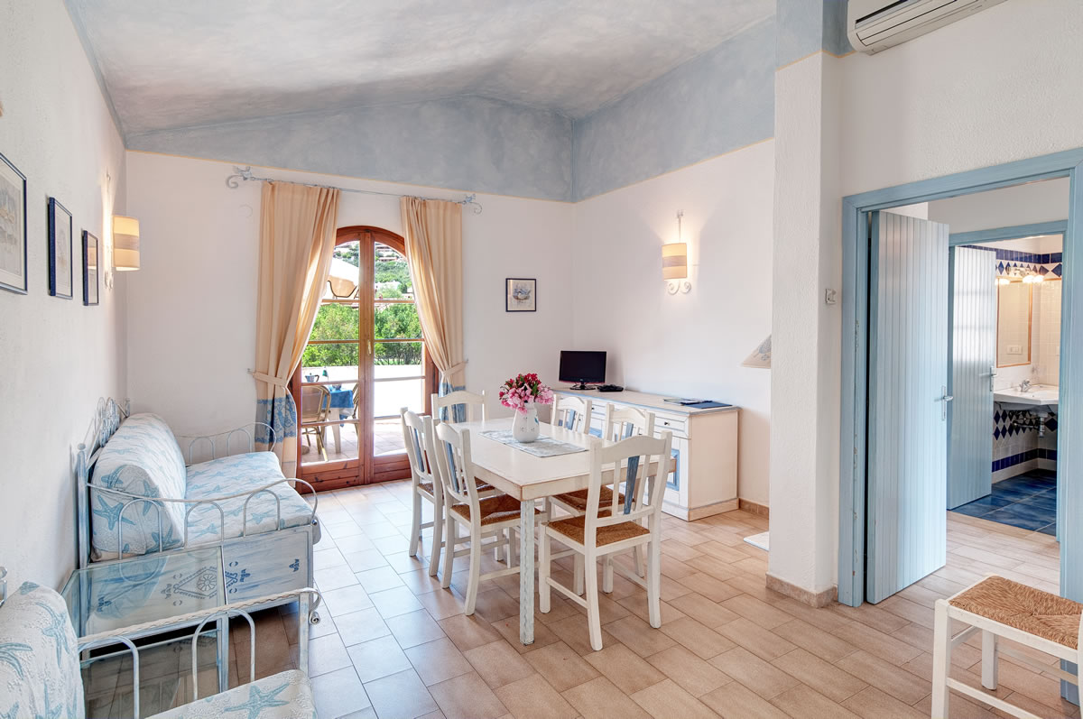 Apartments Deluxe Piazza Italia Costarei